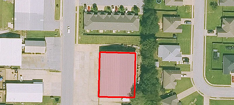 220 Commercial St