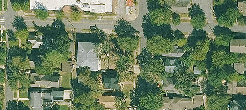 4601 Woodlawn Dr