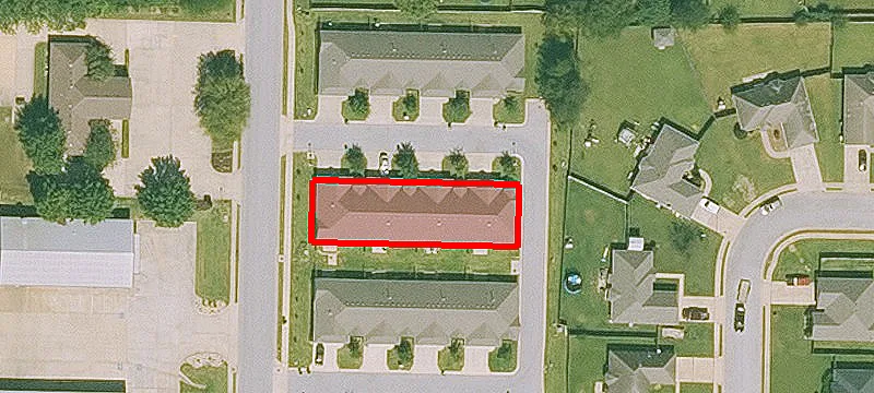 320 Commercial St