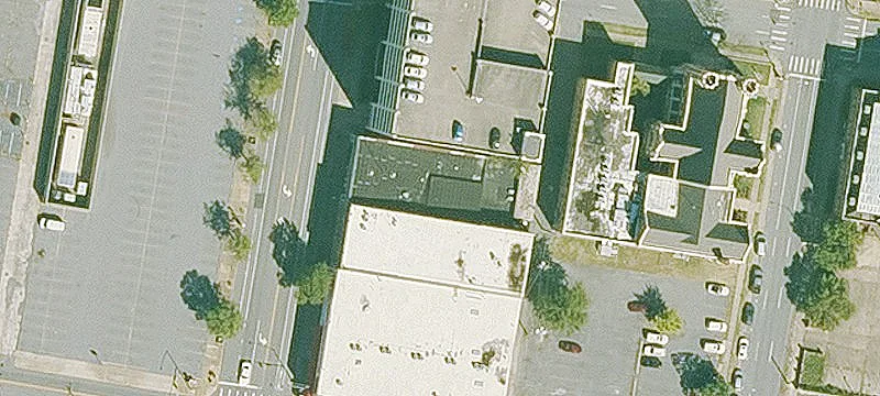 811 Main St