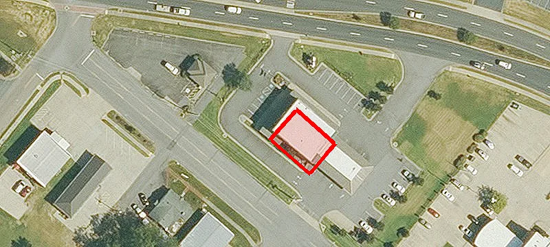 300 Main St