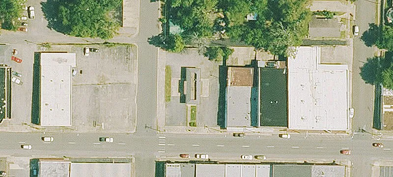 820 Hobson Ave