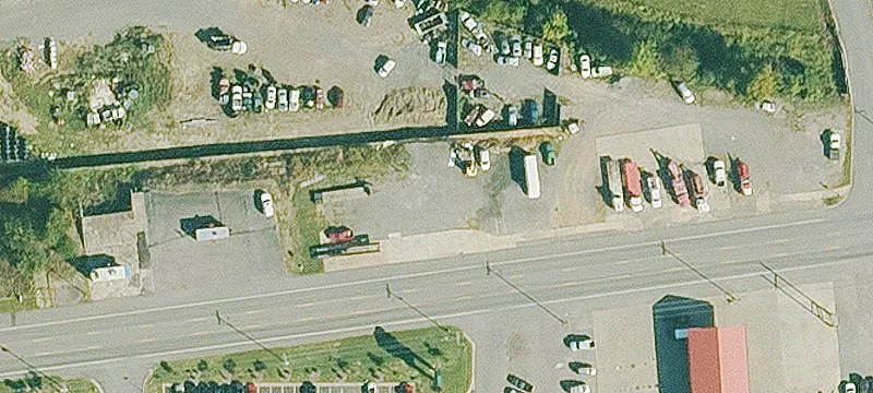 1099 Main St