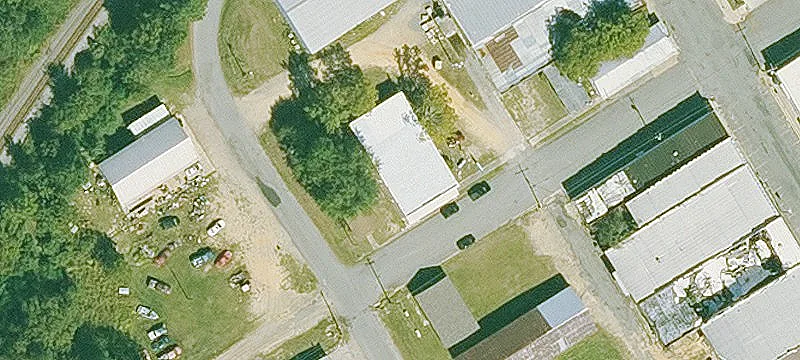 100 3rd St