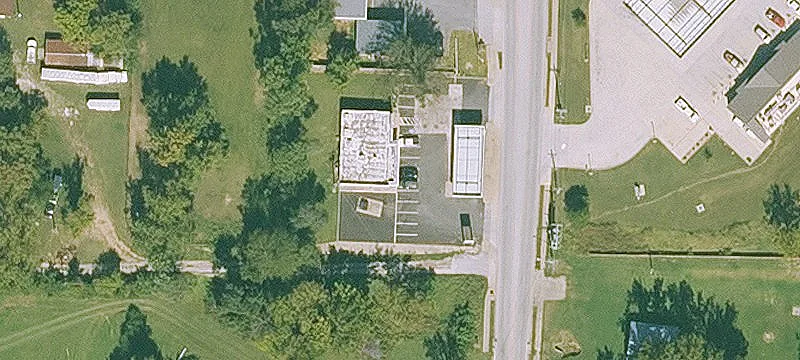 387 Main St