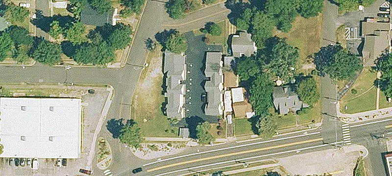 903 Park Ave
