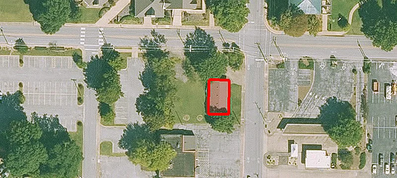 124 Main St
