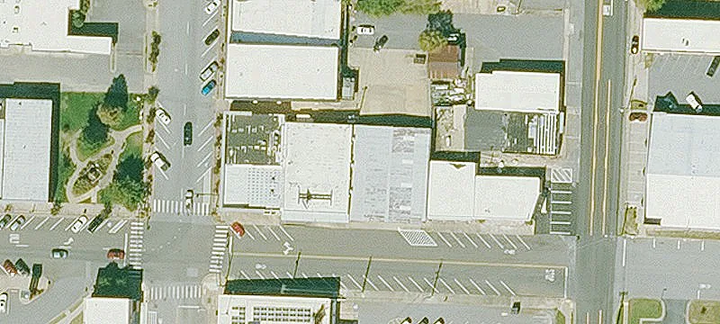 104 Es St