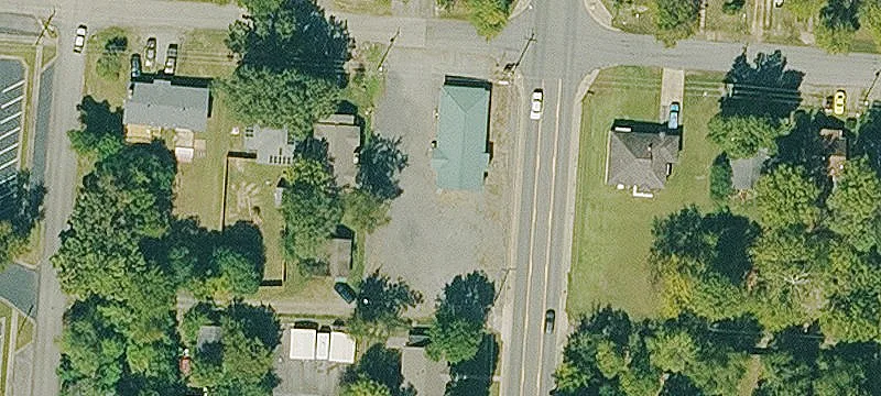 210 2nd St