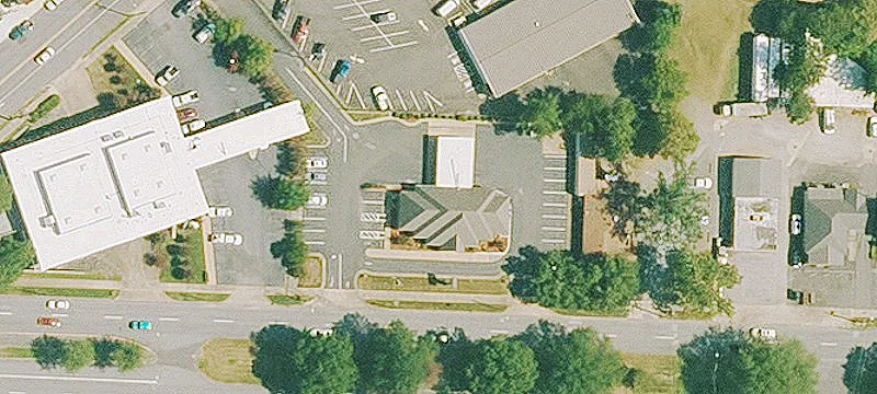 542 Grand Ave