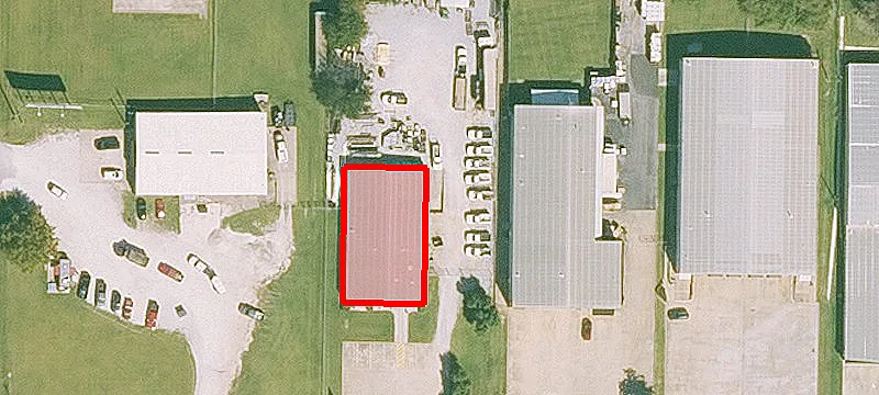 116 Commercial Ave