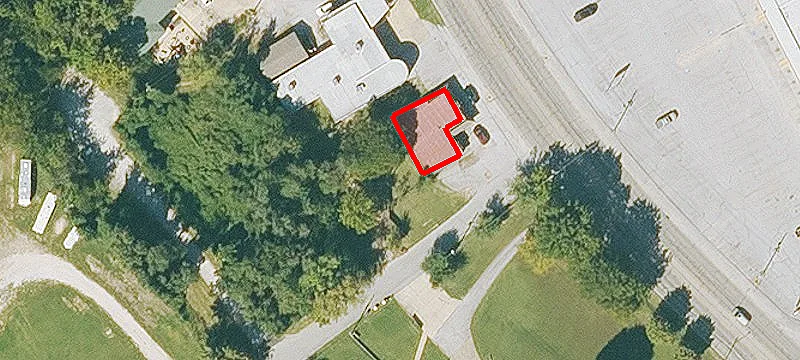 1504 Main St