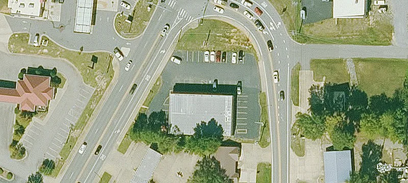 1221 Hwy 35th S