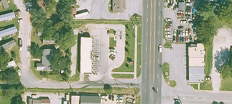 302 Bloomington St