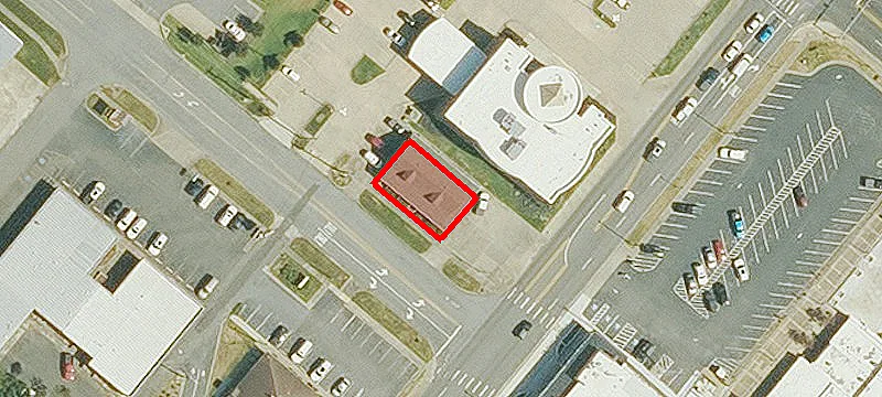 200 Main St