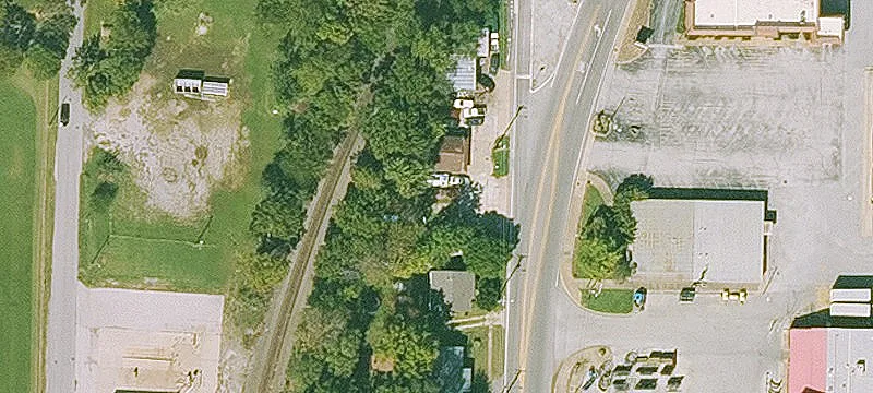 301 Main St
