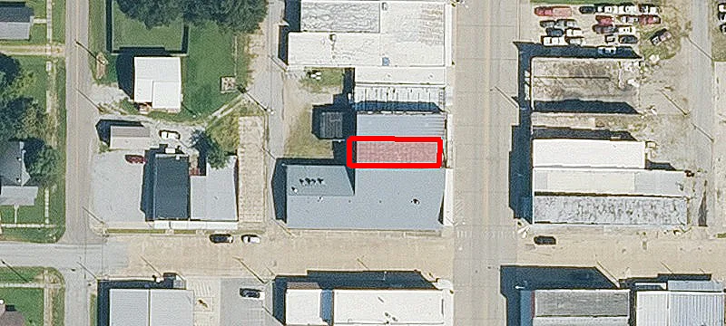 320 Main St