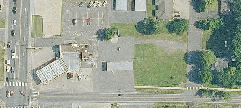 Hwy 225th Main St