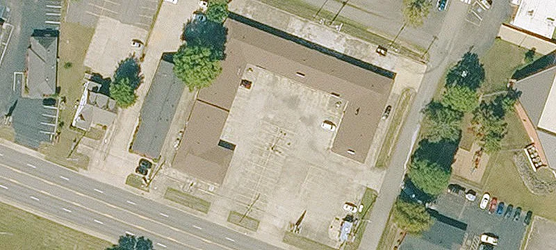 2300 Main St