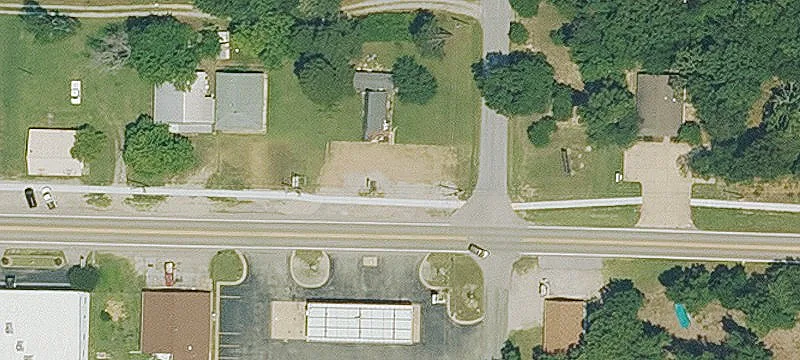 712 Central Blvd