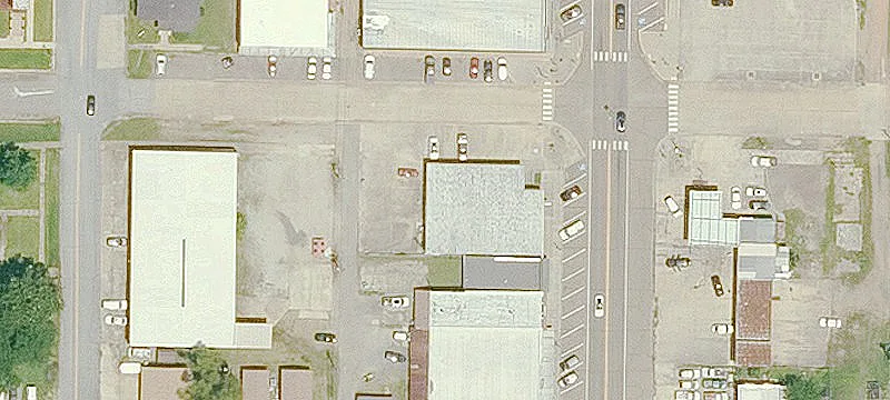 200 Main St