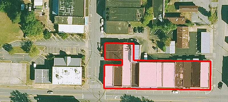 102 Oak St