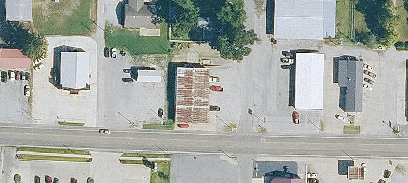 692 Main St