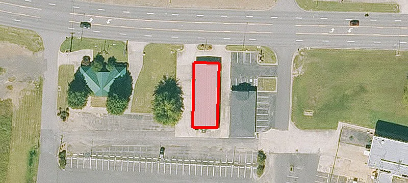 690 Main St