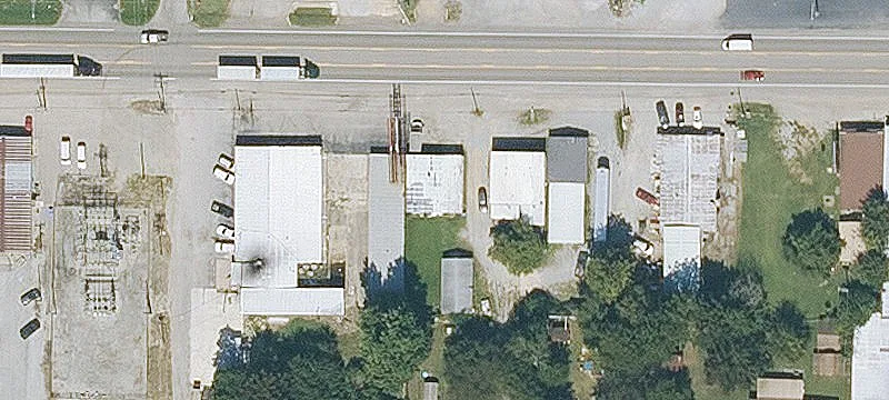 1323 Main St