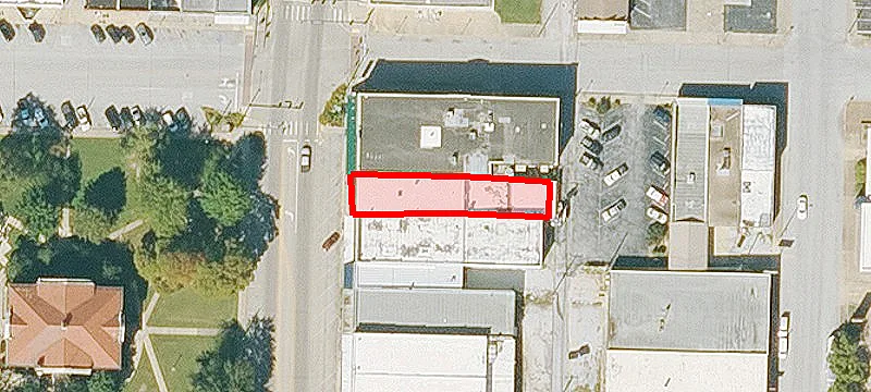 121 Main St