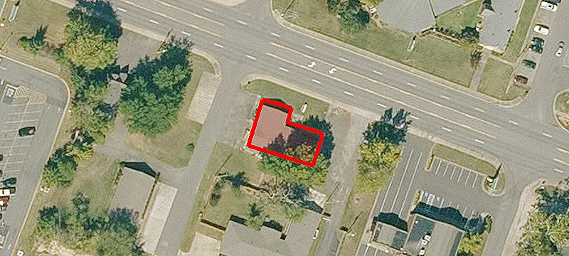 1919 Main St