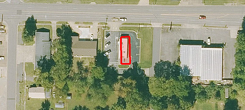 220 Pkwy Dr