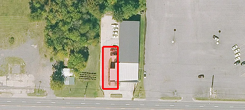 1415 Main St