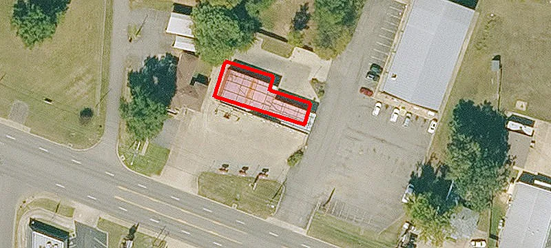 2614 Main St