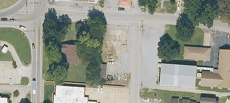 1003 Main St