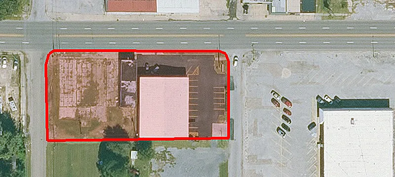 2001 Main St