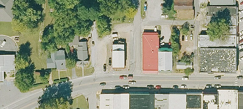 301 Main St
