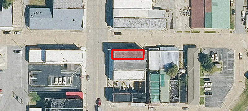 403 Main St
