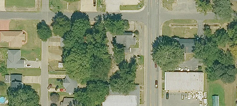 420 Ctr St