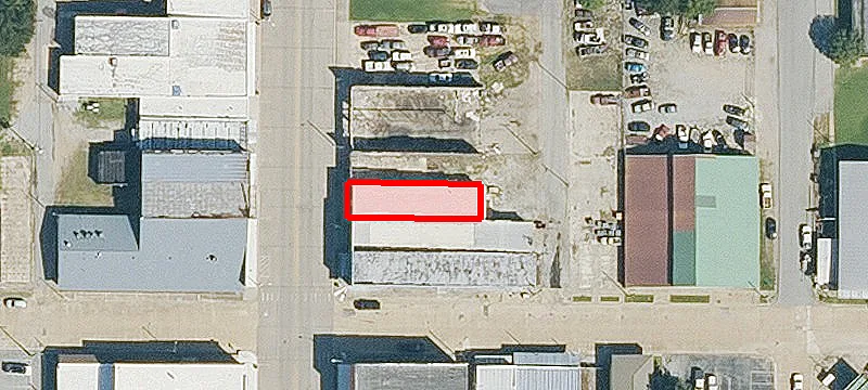 319 Main St