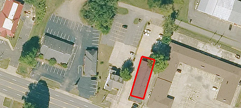 2400 Main St