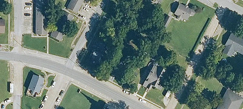 469 Main St