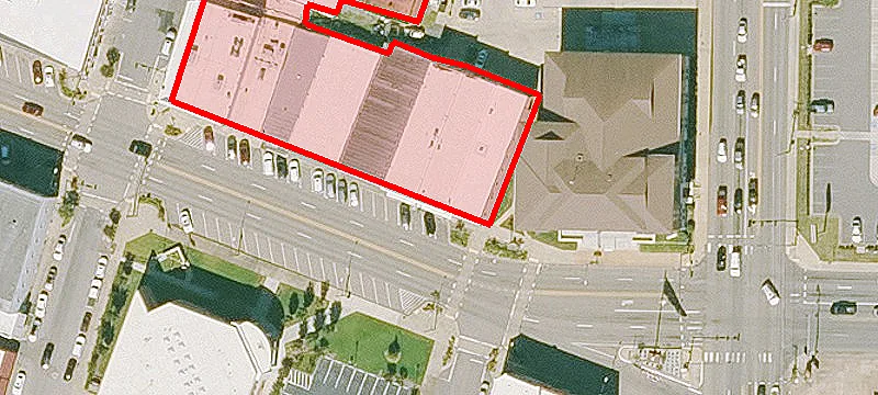 220 Main St
