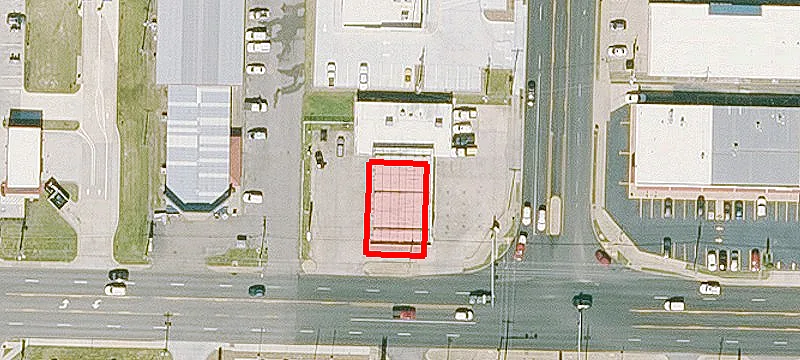 2215 Main St