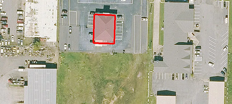 2400 Main St
