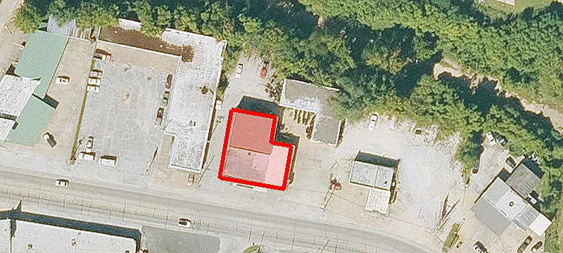 1009 Main St
