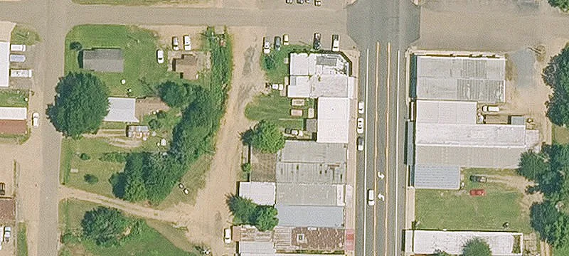 221 Main Ave