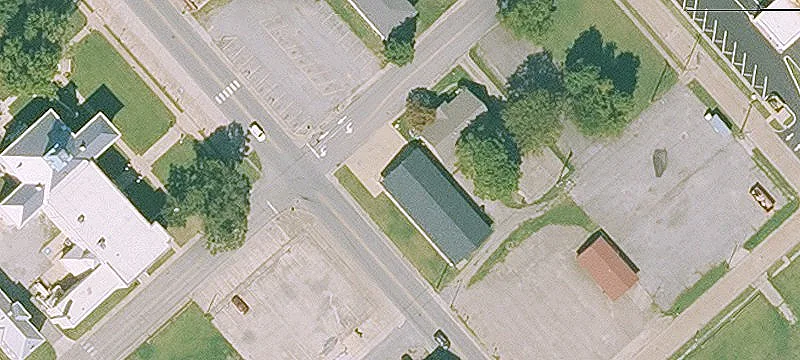 402 Webster St