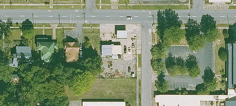 600 6th Ave