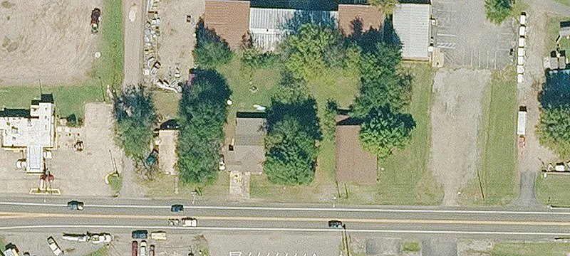 425 Main St